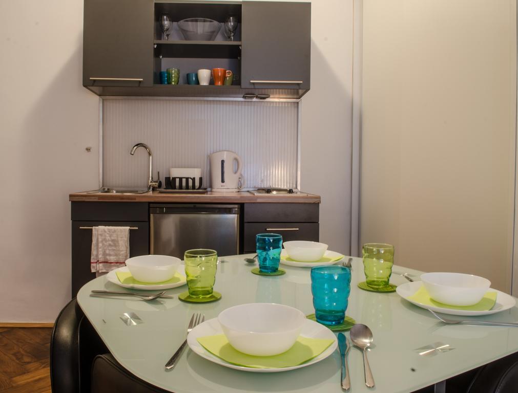 Apartment Ana City Centre Zagreb Bagian luar foto